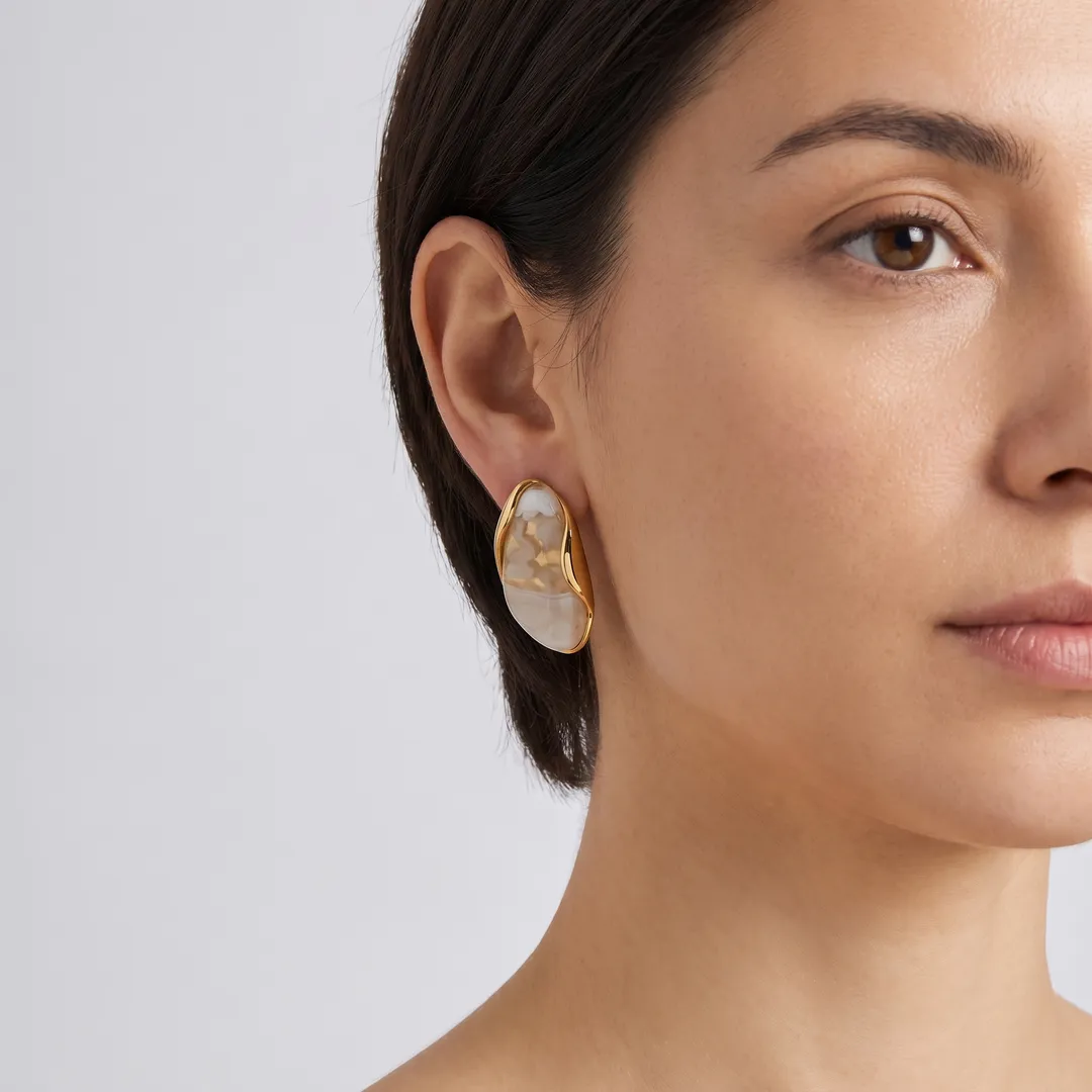 Aretes irregulares de resina, Crema, foto 5