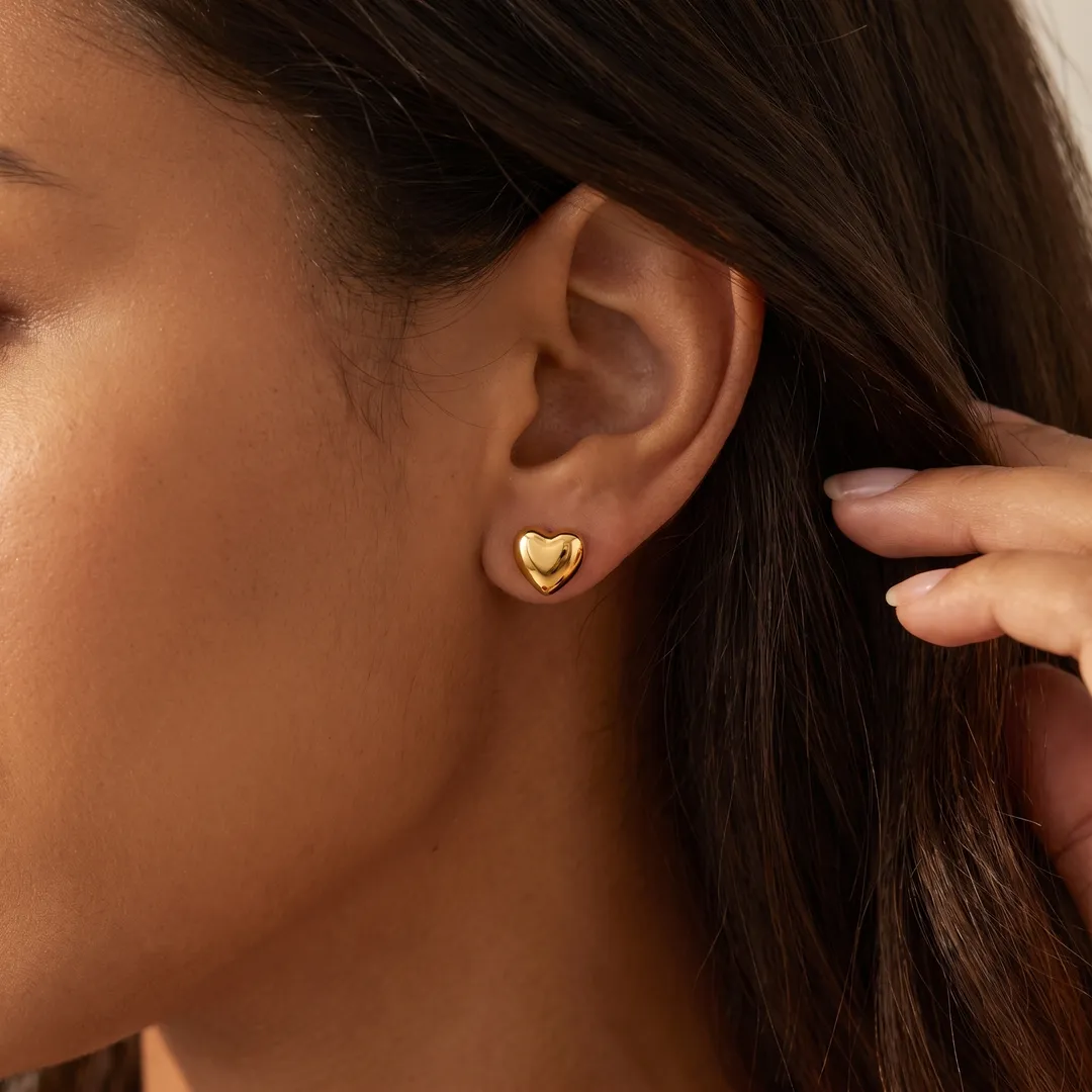 Plain Heart Stud Earrings in Titanium Steel, Gold, photo 2