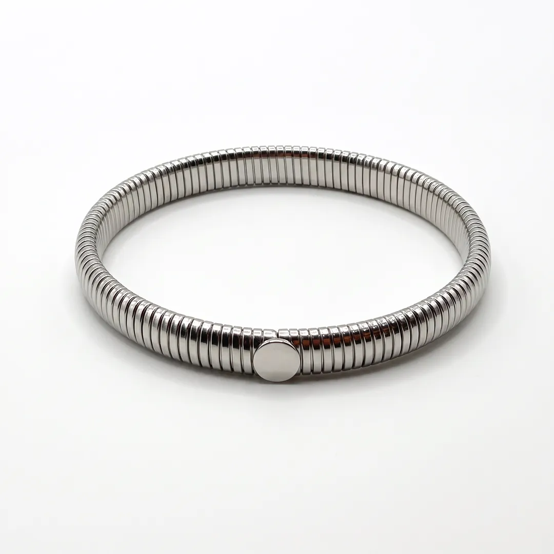 Silver Ribbed Flexible Steel Bangle, Silver, photo 1