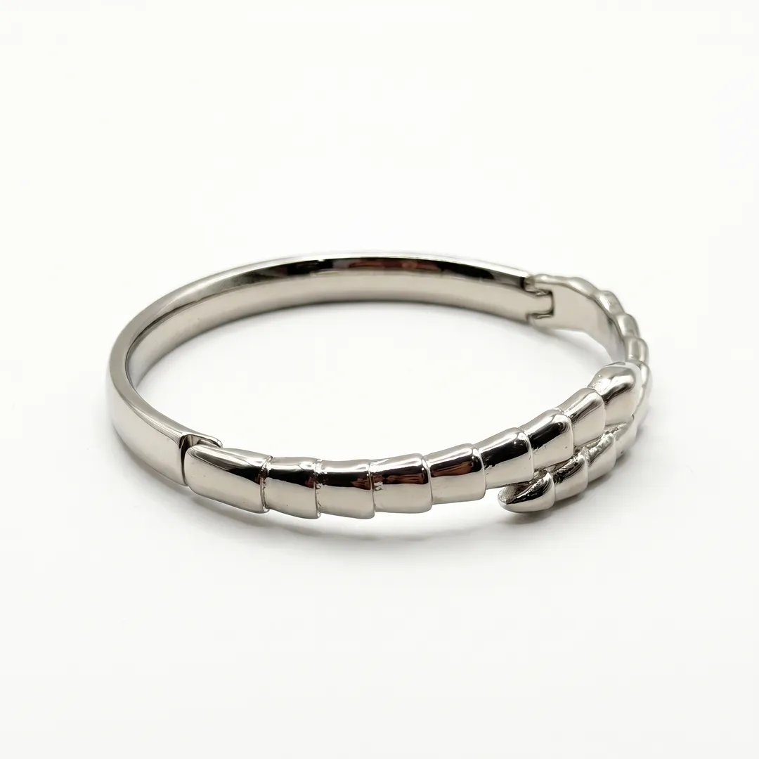 Brazalete rígido de acero, diseño serpiente de cascabel, Serpiente acero, foto 2