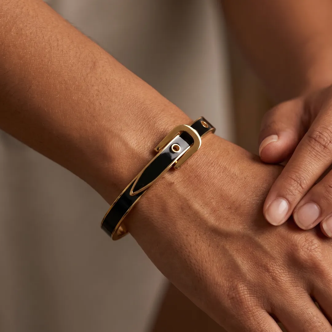 Brazalete rígido de acero, diseño serpiente de cascabel, Cuero dorado, foto 4