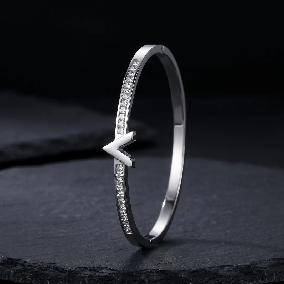 Brazalete rígido de acero, letra V, V acero, foto 6